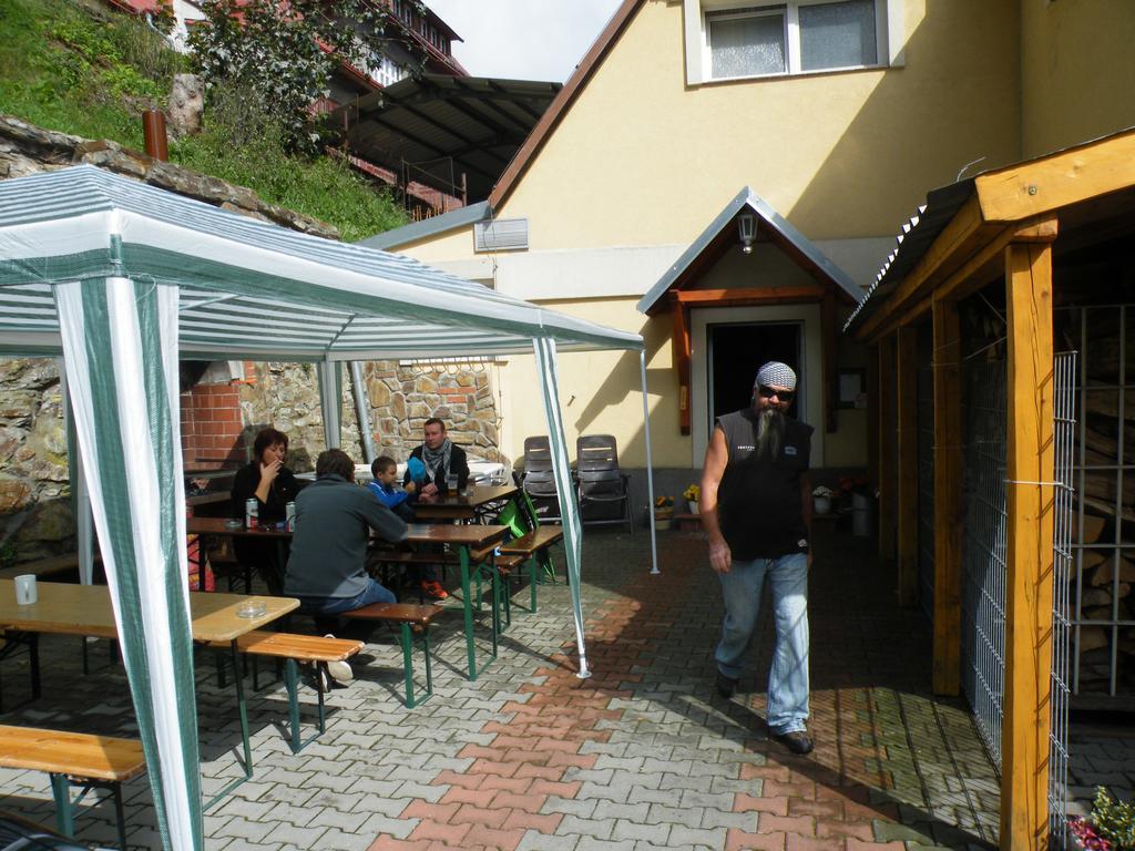 Penzion U Stoly Jáchymov Exteriör bild